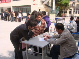 服务社区居民，奉献上海世博——零陵中学积极开展教育咨询和招生面试工作