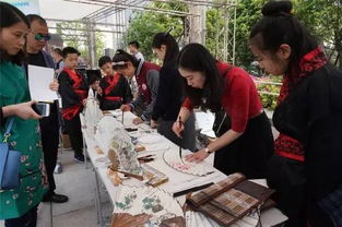 教育“超市”开到武林广场，我市下城区第十七届教育咨询服务活动欢乐启幕
